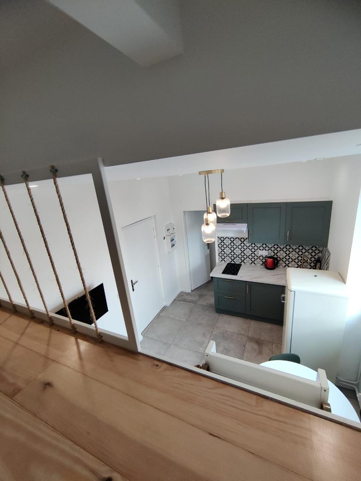 Loft Chic Avec Mezzanine Contemporaine Lejlighed Vénissieux Eksteriør billede