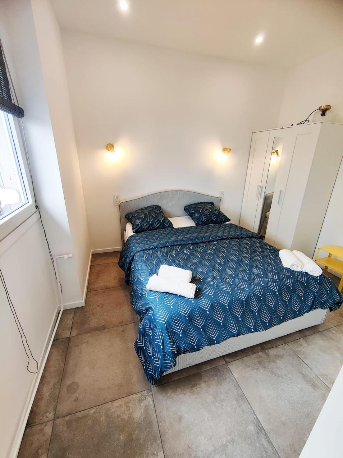 Loft Chic Avec Mezzanine Contemporaine Lejlighed Vénissieux Eksteriør billede